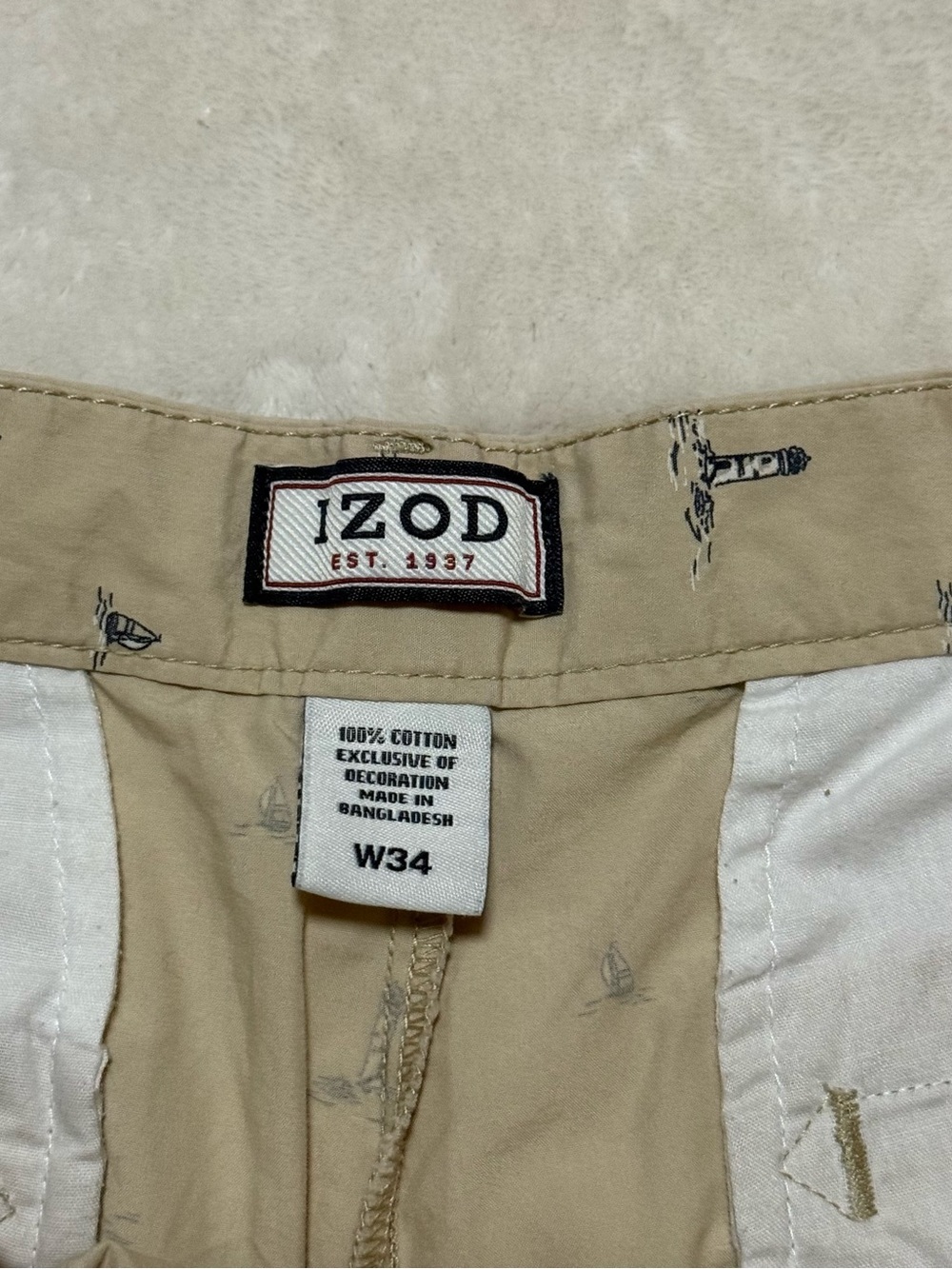 Izod Beige Printed Flat Front Men's Shorts - Picture 2 of 3